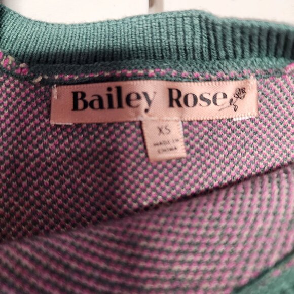 Bailey Rose Green Knit Crop Tank With Pink Daisy Flowers Size XS NWT - Picture 5 of 7